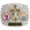 Plaque auto rectangle H. 3,5 x 4 cm arrondie en alu striée avec croix plus 2 résines, plusieurs saints.