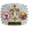 Plaque auto rectangle H. 3,5 x 4 cm arrondie en alu striée avec croix plus 2 résines, plusieurs saints.