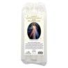 Lot de 5 petites bougies de priere teintees dans la masse representant differents saints. Hauteur : 15 cm, Diametre : 1,5 cm..