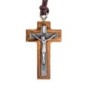 Croix de cou en bois d'olivier avec Christ métal incrusté H. 3 cm avec cordon cuir 70 cm..
