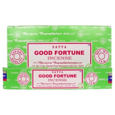 Boite de 12 paquets de batonnets d encens collection Satya 15 g. Plusieurs modeles.