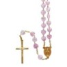 Chapelet de grains forme cœur en verre Ø 8 mm sur chaine, croix avec Christ. Livré en boite. Disponible en différentes couleurs.