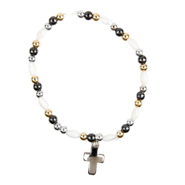 Bracelet dizainier sur élastique grains en nacre ovale et grains en hématite Ø 4 mm, avec croix en métal.
