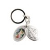Porte-clés médaille de saint Benoit en métal couleur argentée ouvrant H. 4,5 cm double résine.