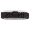 Bracelet sur elastique avec des grains carres et motif de croix, H 1.5 cm. Existe de differentes couleurs.