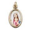 Médaille métal couleur dorée ovale H. 2,5 cm avec résine, plusieurs saints.