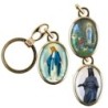 Porte-cles en metal couleur doree H. 3,8 cm avec resine couleur des saints.