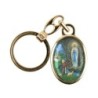 Porte-cles en metal couleur doree H. 3,8 cm avec resine couleur des saints.