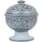 Brûle-encens en stéatite gravée, forme calice avec couvercle et grille, H 10 cm, Ø 9 cm. Livré en boîte individuelle.