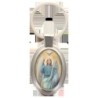 Porte-clés en métal de couleur argenté de forme ovale H. 4.3 cm. Livré en boite cadeaux. Existe avec différents Saints.
