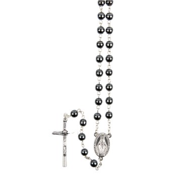 Chapelet grains en hematite, Ø 7 mm, chaine couleur argentee, longueur au cœur 30 cm, croix avec Christ.