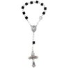 Dizainier sur chaîne grains en hématite forme cube Ø 6 mm, croix métal avec Christ.