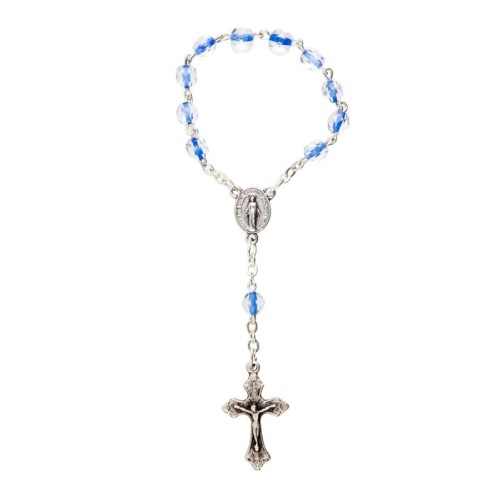 Dizainier sur chaine en semi cristal oeil de chat Ø 7 mm, croix metal avec Christ..