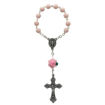 Dizainier sur chaine grains Ø 5 mm et rose, croix metal avec Christ. Disponible en differentes couleurs..