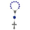 Dizainier sur chaine grains Ø 5 mm et rose, croix metal avec Christ. Disponible en differentes couleurs..