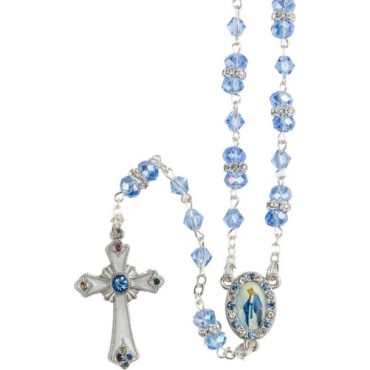 Chapelet grains semi-cristal avec strass, Ø 5 mm sur chaine longueur au cœur 35 cm croix avec Christ plus boite.