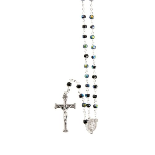 Chapelet en grains semi-cristal Ø 4 mm, coupelles argentées, monté sur chaîne avec croix Christ. Livré avec boîte.