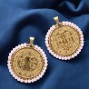 Médaille de Saint Benoit en acier inoxydable doré supérieur avec grains en verre de différentes couleurs, Ø 3 cm.