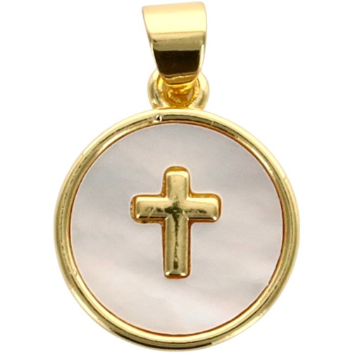 Médaille en laiton de couleur dorée avec croix et coquille naturelle, Ø 1.35 cm.