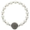 Bracelet sur élastique avec médaille de St Benoit argentée