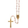 Chapelet chaîne dorée, grains facettés semi-cristal 7 mm, croix avec Christ, 35 cm au cœur..