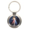 Porte-clés en métal couleur argenté de forme ronde Ø 3.8 cm. Livré en boite cadeaux. Existe avec différents Saints
