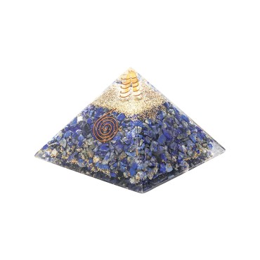 Pyramide Orgonite avec symbole Energie, L. 6 cm. Plusieurs pierres.