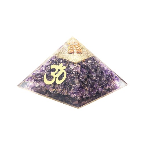 Pyramide Orgonite avec symbole OM, L. 6 cm. Plusieurs pierres.