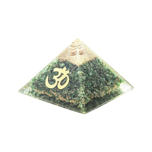 Pyramide Orgonite avec symbole OM, L. 6 cm. Plusieurs pierres.