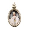 Médaille métal couleur dorée ovale H. 2,5 cm avec résine, plusieurs saints.