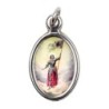 Médaille métal couleur argentée ovale H.2,5 cm avec résine, plusieurs saints.