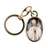 Porte-cles en metal couleur doree H. 3,8 cm avec resine couleur des saints.