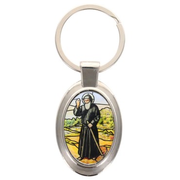 Porte-clés en métal de couleur argenté de forme ovale H. 4.3 cm. Livré en boite cadeaux. Existe avec différents Saints.