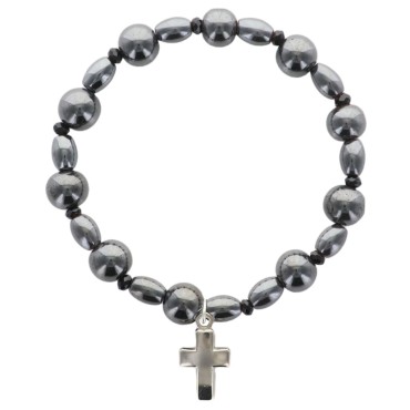 Bracelet dizainier sur élastique grains en hématite ronds et ovales avec croix en métal..