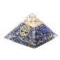 Pyramide Orgonite avec arbre de vie, L. 8 cm. Plusieurs pierres.