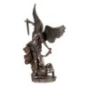 Statue de saint Michel terrassant le démon, en bronze coulé à froid, disponible en plusieurs tailles.