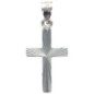 Croix de cou striée en argent 925 °/°° rhodié H 1.7 cm (0.8 g). Livrée en boite..