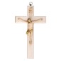 Crucifix en bois clair avec Christ en résine style bois, style bois..