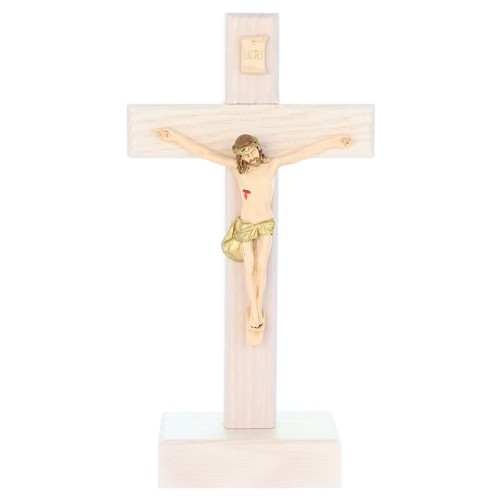 Crucifix en bois clair sur socle avec Christ en resine style bois..
