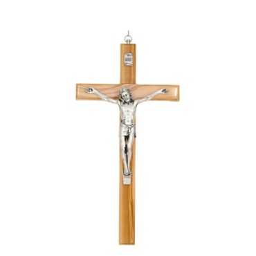 Crucifix en bois d´olivier avec Christ en métal couleur argentée.