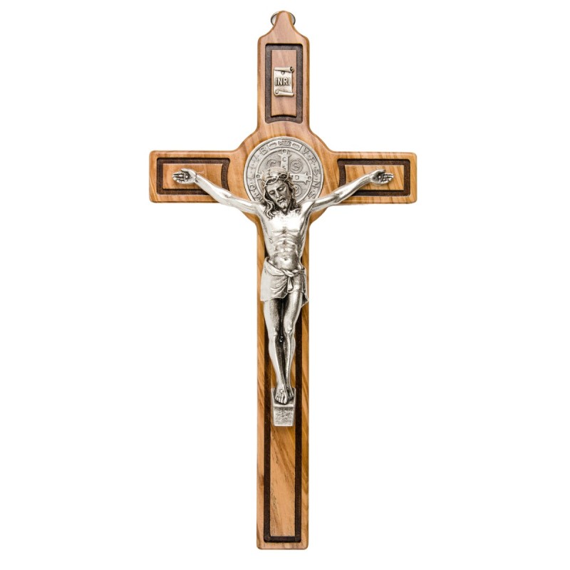 Croix de saint Benoit en bois d´olivier et Christ en métal argentée, plusieurs tailles...