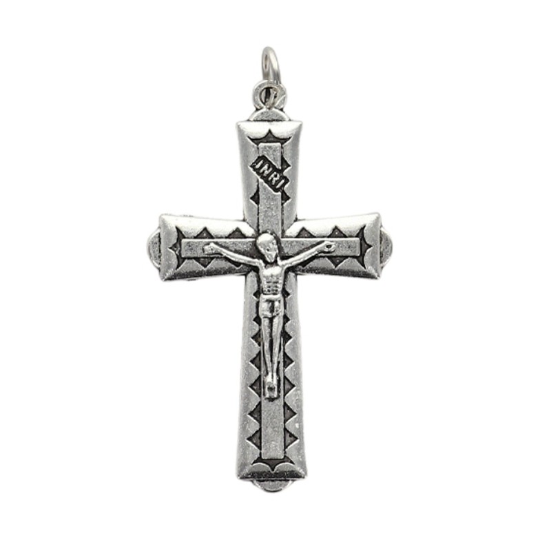 Croix de cou avec Christ en m-eacute-tal couleur argent-eacute-e H- 4-5 cm