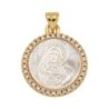 Médaille en laiton de couleur dorée avec coquille naturelle et zircons Ø 2.2 cm. Existe en différents Saints.
