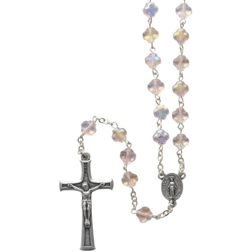Chapelet grains cristal rose en forme de croix, Ø 7 mm sur chaine, longueur au cœur 35 cm, croix métal. Livré en boite