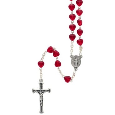 Chapelet grains en verre forme coeur Ø 6 mm sur chaine, croix avec Christ. Differentes couleur