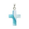 Croix de cou nacrée turquoise H. de 1,5 a 2,1 cm.