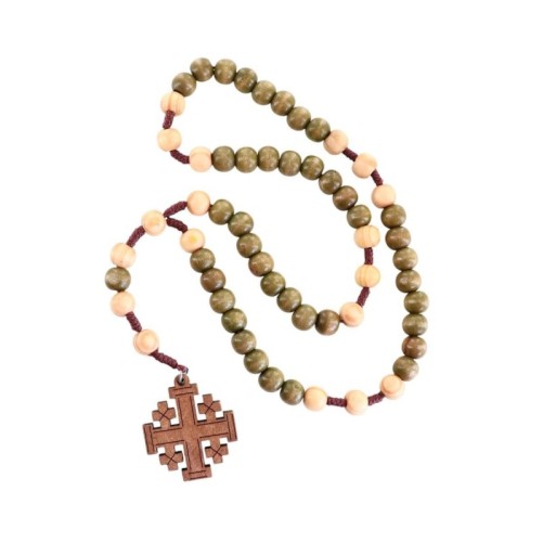 Chapelet sur corde, perles en bois Ø 10 mm, croix de Jérusalem en bois.