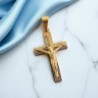 Croix avec Christ, acier inoxydable dorée H. 3 cm