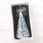 Ange en verre en prière, robe LED opaque bleuetée avec liseré pailleté. H. 15 cm. Livré en boîte.