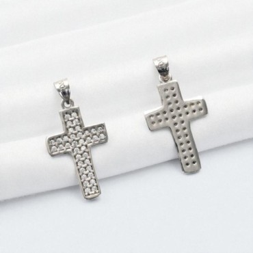 Croix en argent 925°/°° avec OZ (0.91 g) Livré en boite